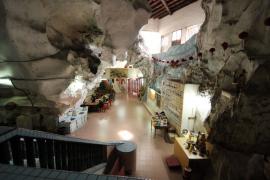 Nam Thean Tong Cave Temple - Action Malaysia